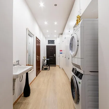 Grigorasnco * Budapest